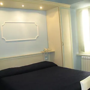 tiffany-roma-suite.it-romehotels.com/